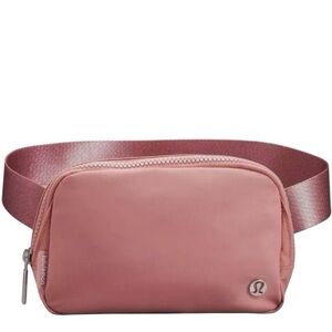 lululemon Everywhere Belt Bag 1L